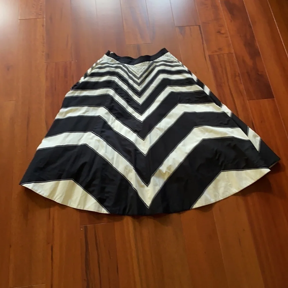 Anthropologie Cream and black Meadow Rue chevron tulle skirt
